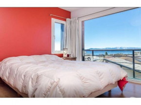 MODERNO DEPARTAMENTO CON VISTA AL LAGO, San Carlos De Bariloche